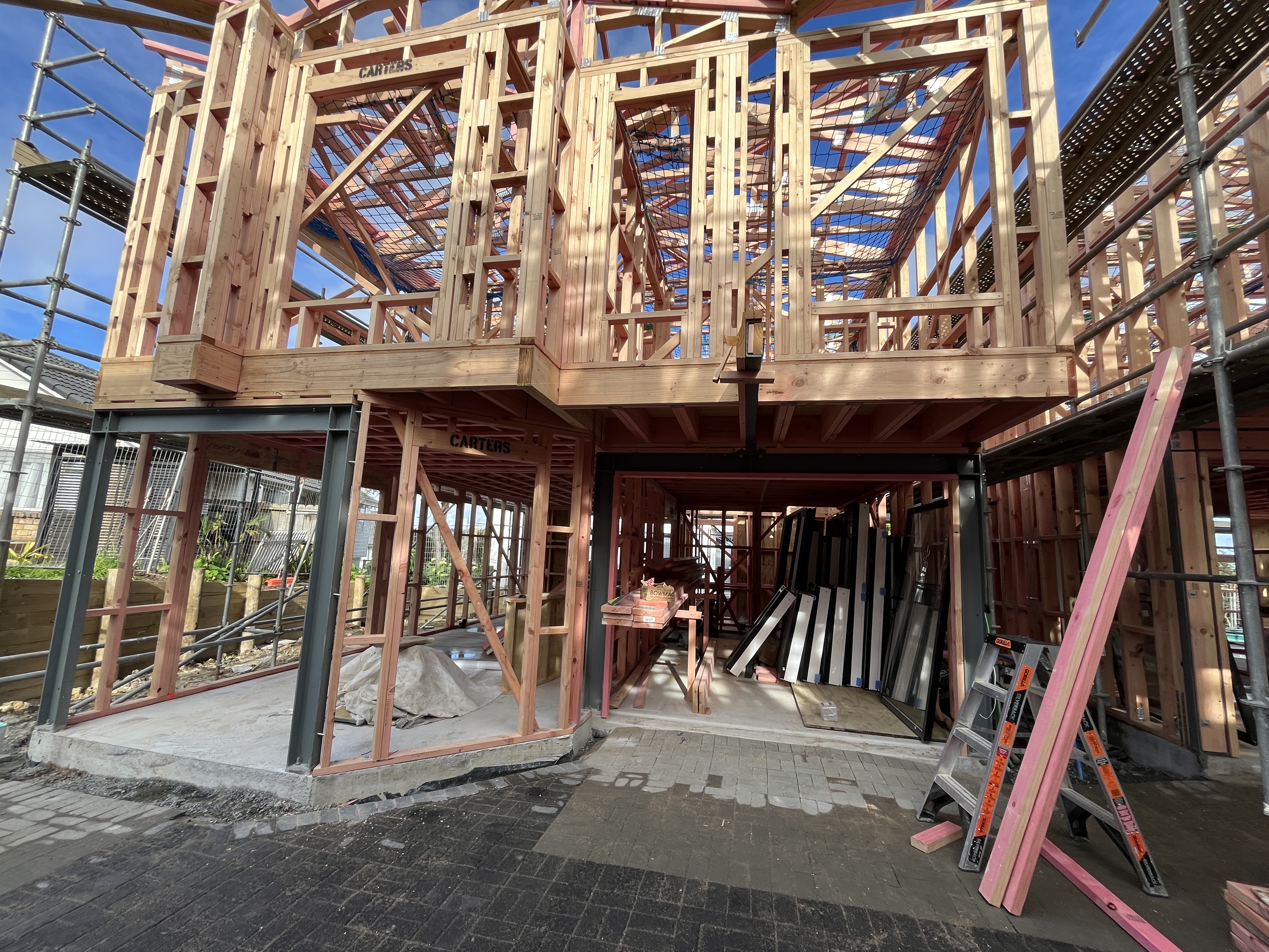 Structural steel and timber framing at Bradbury Road Development