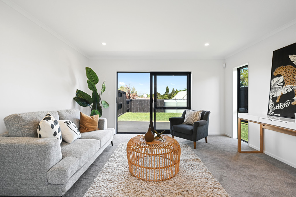 Living room opening onto the garden at Lot 527 Greenhill Park